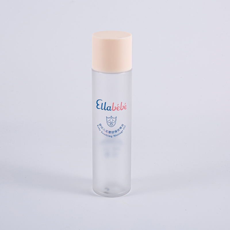 화장품은 스크류 캡이 있는 150ml PET 플라스틱 토너 병을 사용합니다.